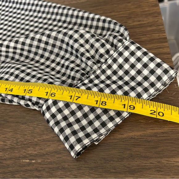 Torrid Black and White Checkered Button-Up Shirt 3X - Picture 9 of 9
